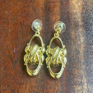 Elegant Gold Knot Earrings